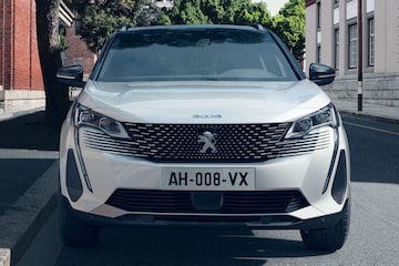 Facelift Friday: Peugeot 3008 5008