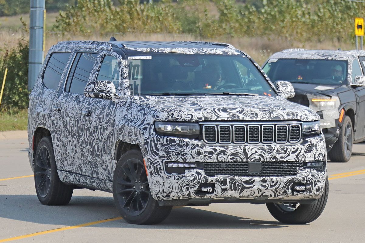 Jeep Grand Wagoneer spyshots