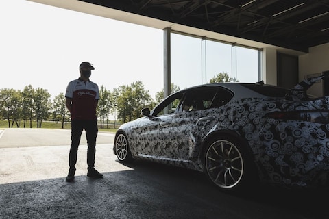 F1-coureurs Alfa Romeo testen Giulia GTA