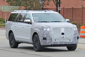 Lincoln Navigator spyshots