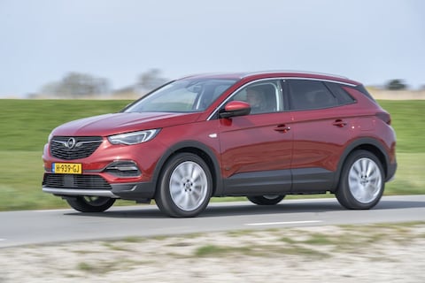 Test: Opel Grandland X Hybrid4