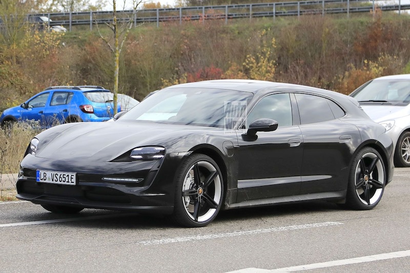 Porsche Taycan Cross Turismo
