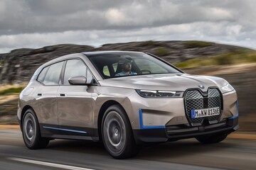 BMW iX