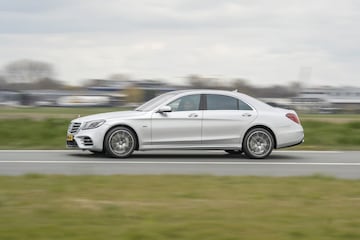 Mercedes-Benz S560e