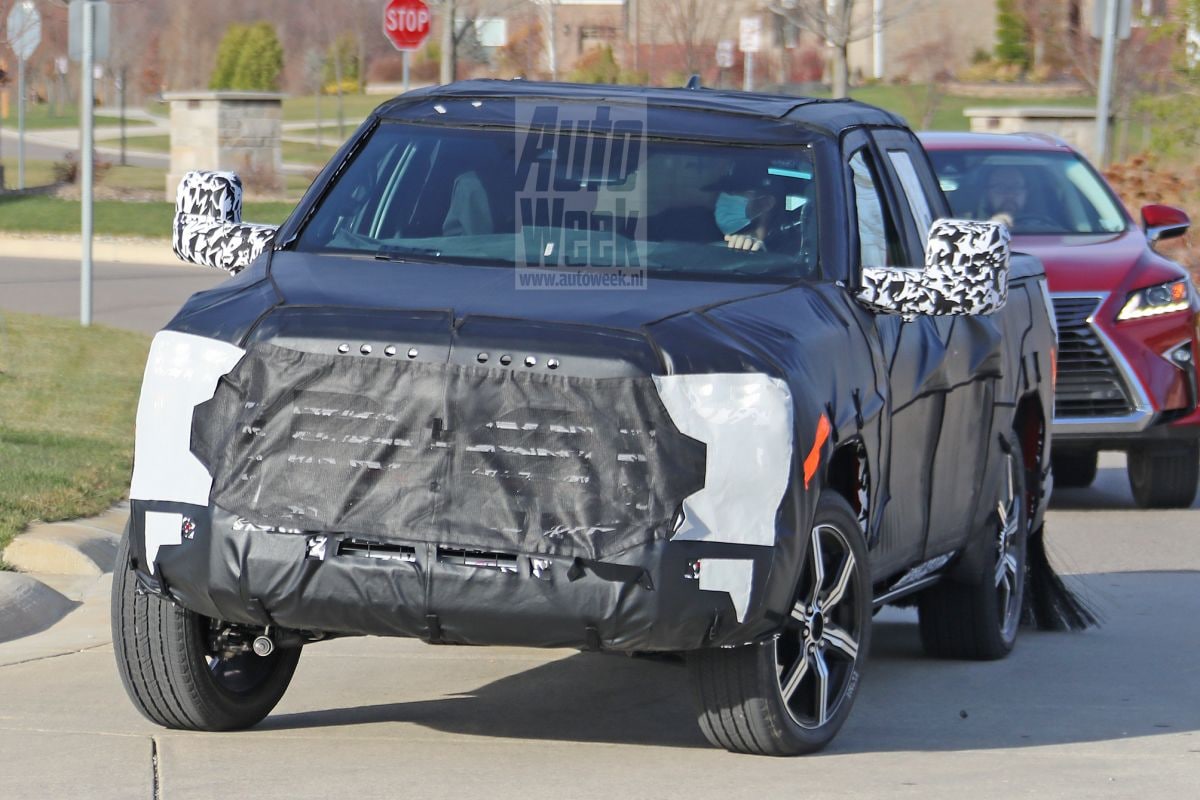 Toyota Tundra spionage