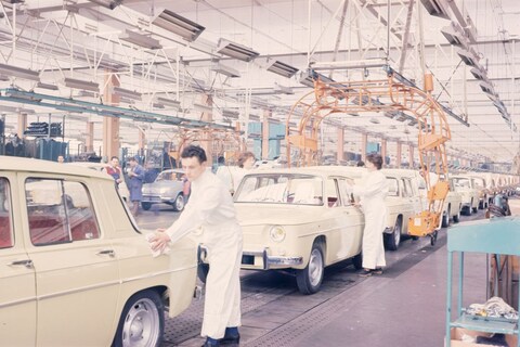 Renault stopt autoproductie in grootste Franse fabriek