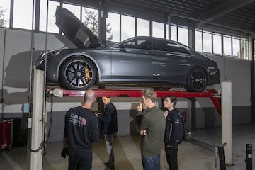 Mercedes-AMG S 63 Klokje rond