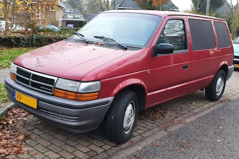 In het Wild: Chrysler Voyager Commercial (1993)