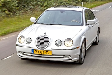 Jaguar S-type