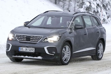 Volkswagen ID6 spyshots