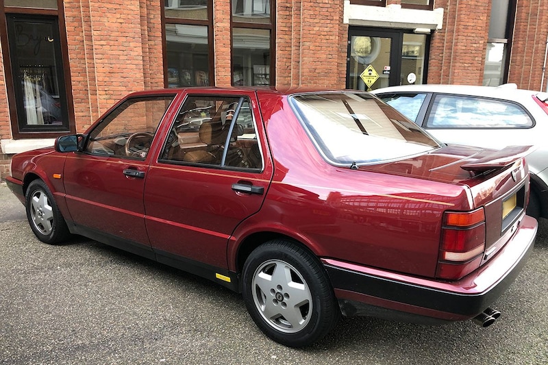 In het Wild: Lancia Thema 8.32 (1988) - AutoWeek