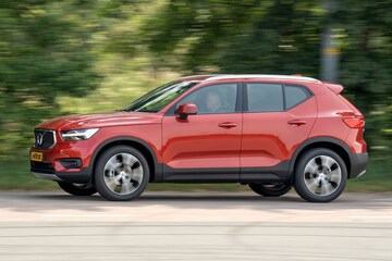 Volvo XC40 T2