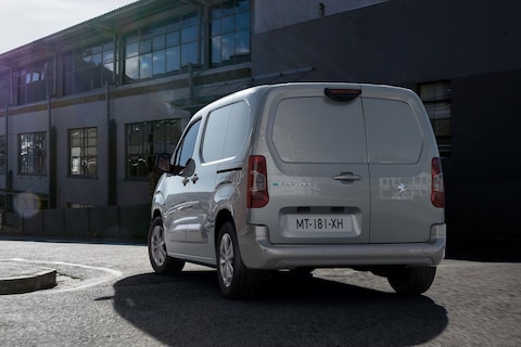 Bedrijfswagenverkoop opnieuw onderuit