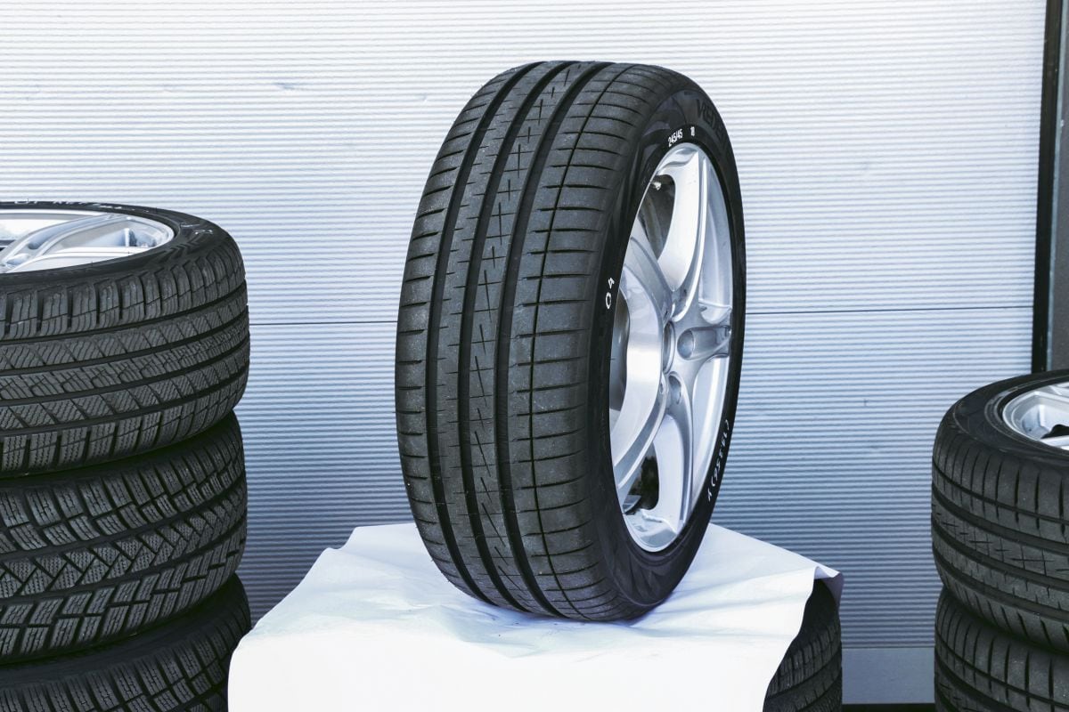 Vredestein Ultrac Vorti 245/45R18