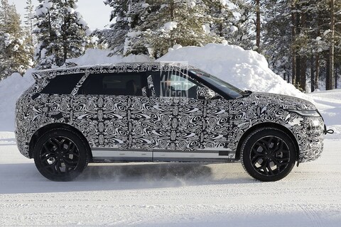 Range Rover Evoque met verlengde wielbasis betrapt