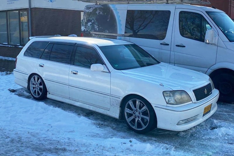 In het Wild: Toyota Crown Athlete