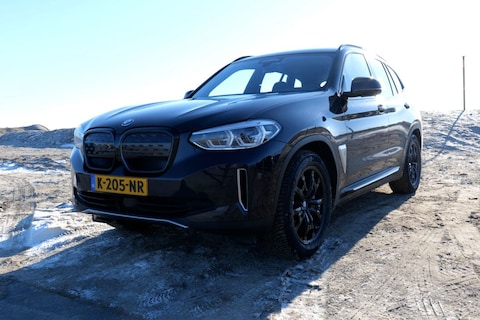BMW iX3 - Achteruitkijkspiegel