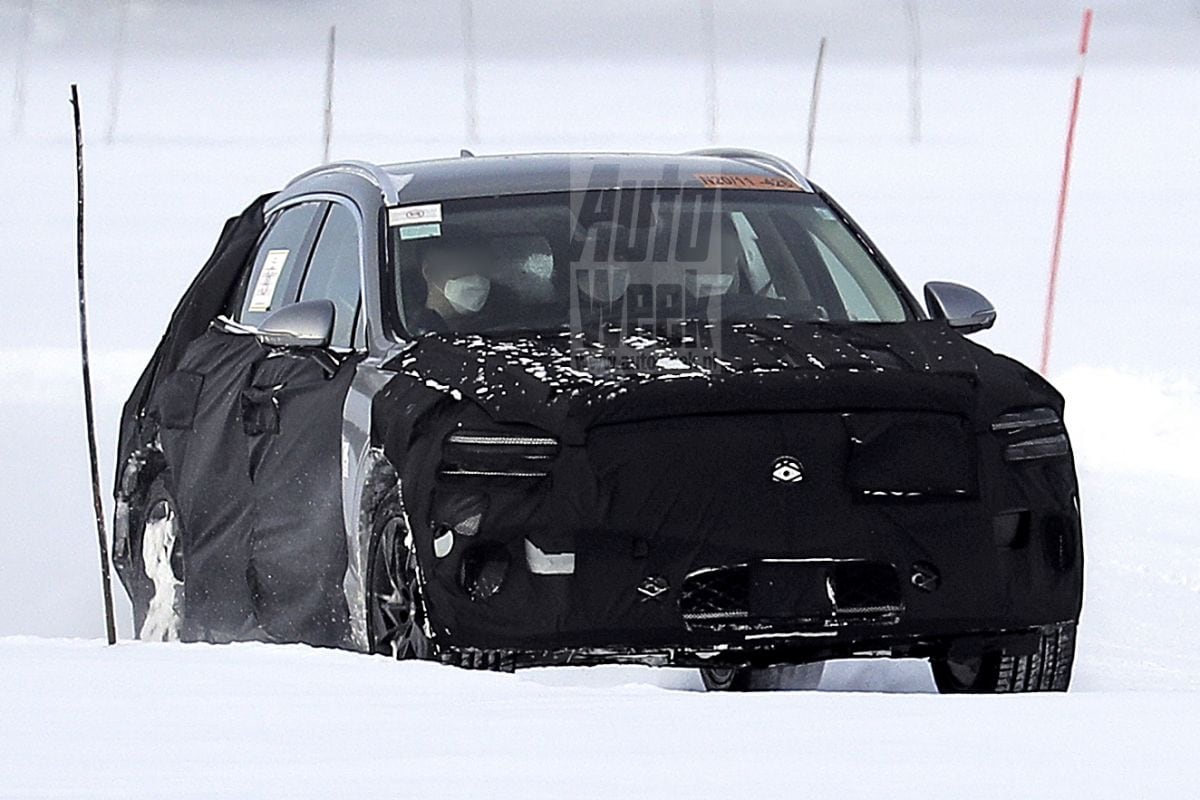 Genesis GV70e Spyshots
