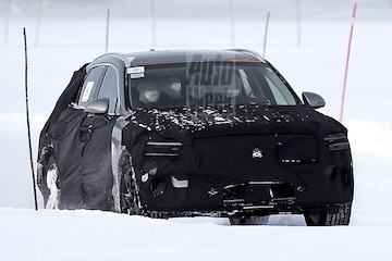Genesis GV70e Spyshots