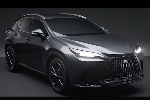 Lexus NX veel te vroeg volledig te zien