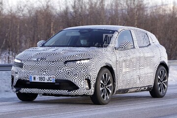Spyshots Renault Mégane eVision / Mégane-E