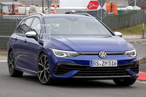 Volkswagen Golf R Variant betrapt bij de Nürburgring