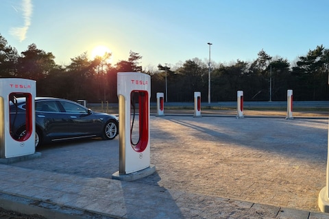 800ste Tesla Supercharger-station in Europa