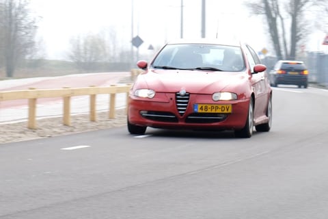 Alfa Romeo 147 - Achteruitkijkspiegel