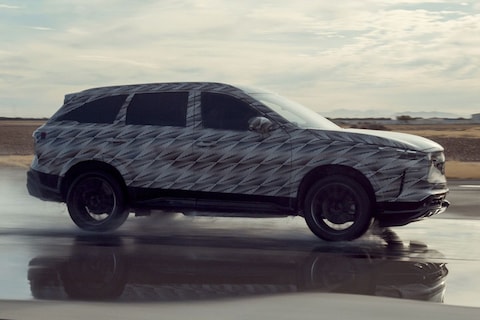 Infiniti's nieuwste SUV in beeld