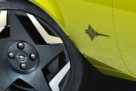 Opel: 'QR-codes in plaats van modelnamen'