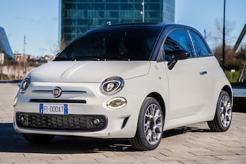 Fiat 500 Hey Google