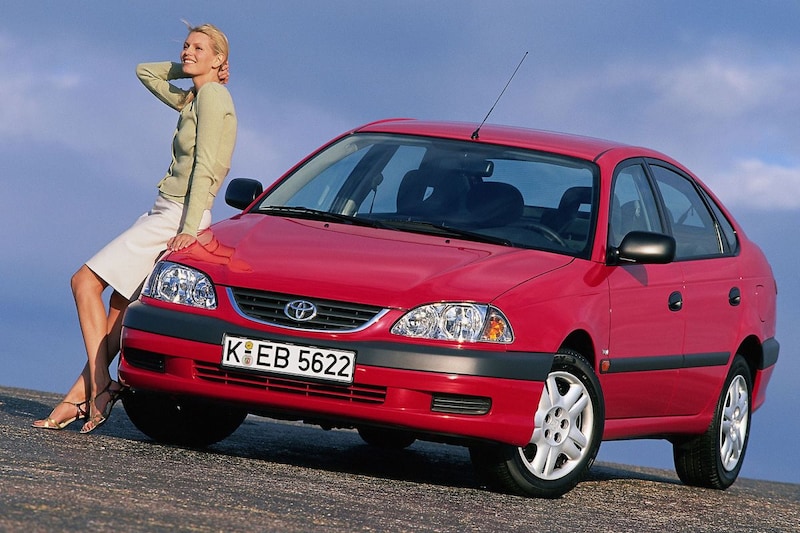 Toyota Avensis Facelift Friday