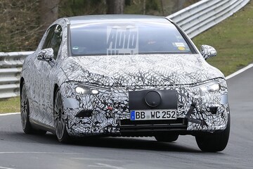 Mercedes-Benz EQE spyshots