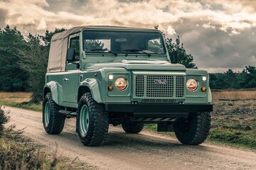 Land Rover Defender Heritage Design