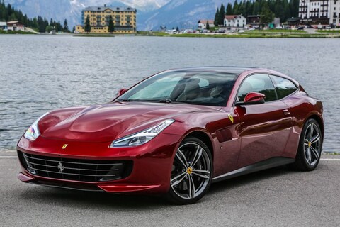 Ferrari GTC4 Lusso V12