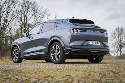 ‘Ford wil twee eigen EV-platforms’