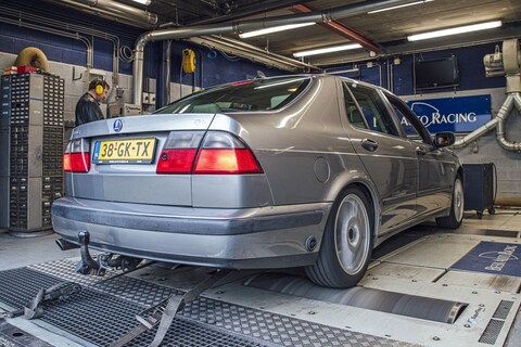 Saab 9-5 2.3t SE - Op de Rollenbank
