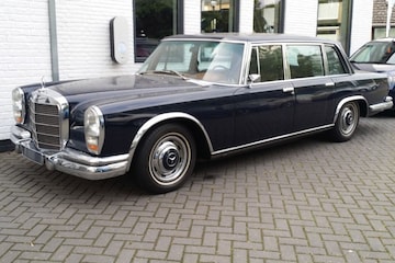 Mercedes-Benz 600