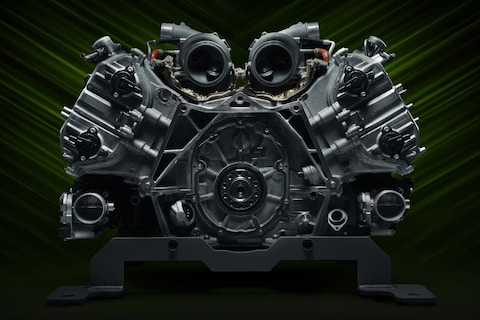 McLaren belicht nieuwe V6 van Artura