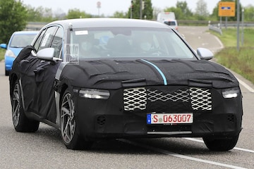 Spyshots Genesis G90