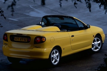 Renault Roadbox Rolls Royce Dawn Aero Cowler