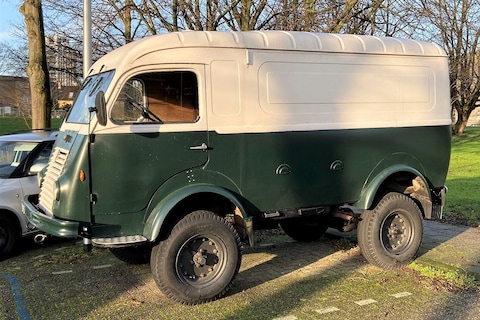 Renault Voltigeur (1954) - In het Wild