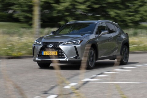 Lexus UX 200 - Achteruitkijkspiegel