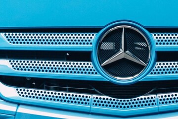 Mercedes-Benz Trucks eActros