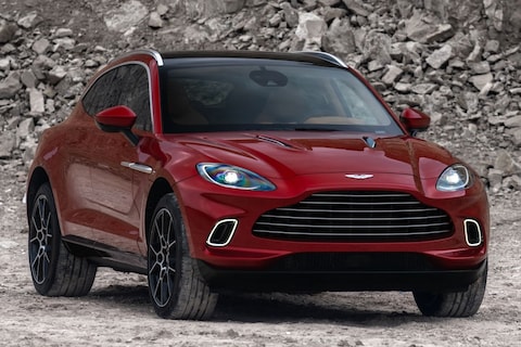 Aston Martin DBX