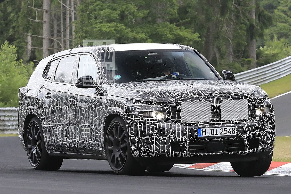Spyshots BMW X8