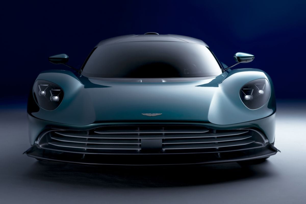 Aston Martin Valhalla