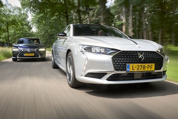 Lexus ES vs. DS9