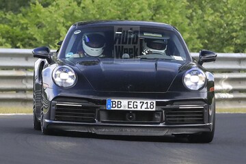 Porsche 911 Turbo Hybrid