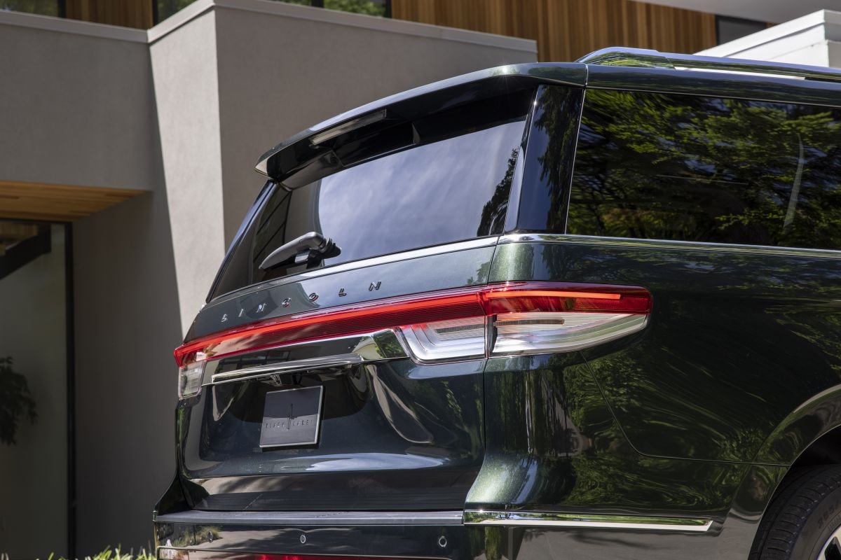 Lincoln Navigator Facelift